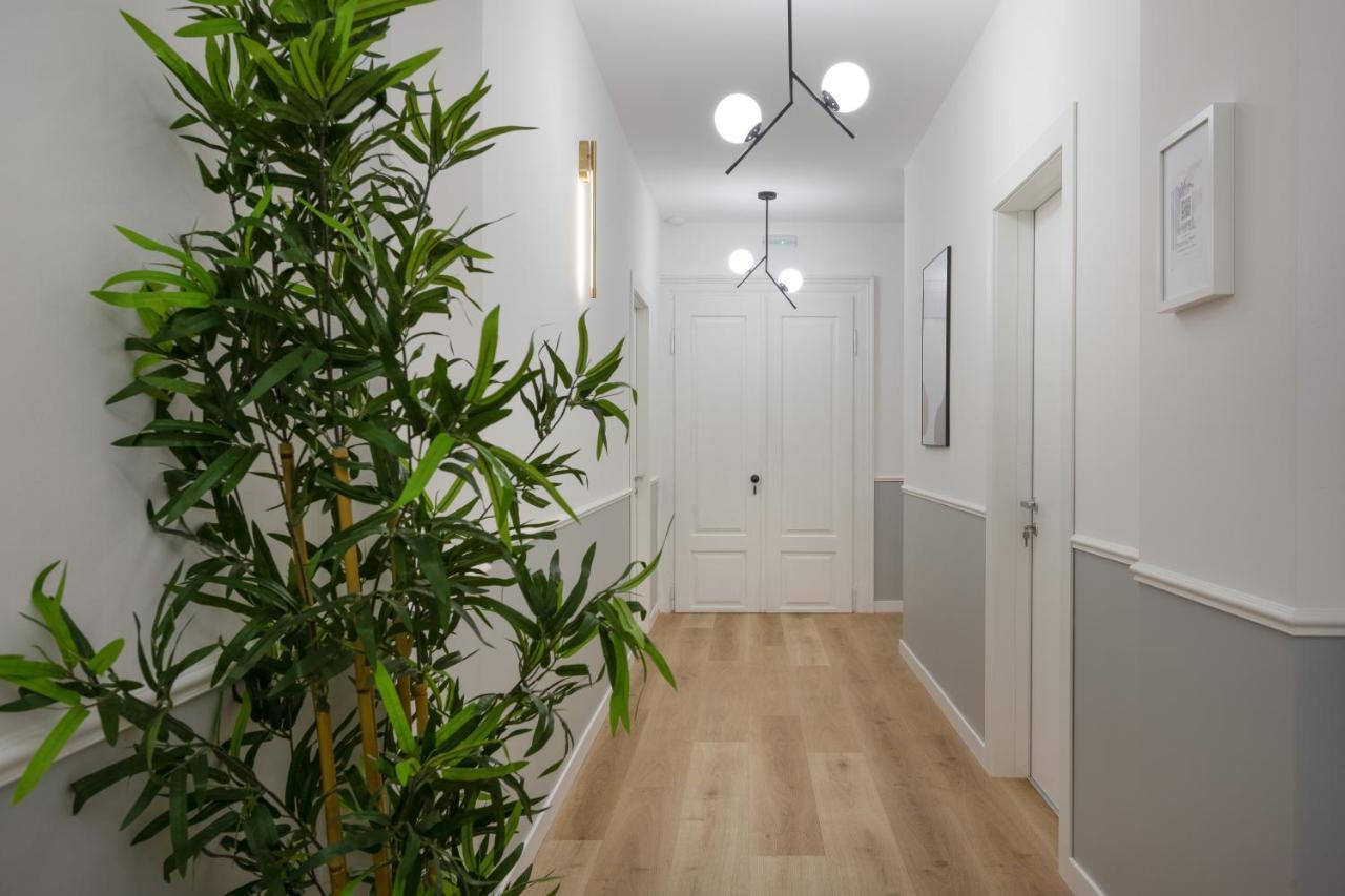 Trieste Chic Studio: Historic Elegance 外观 照片